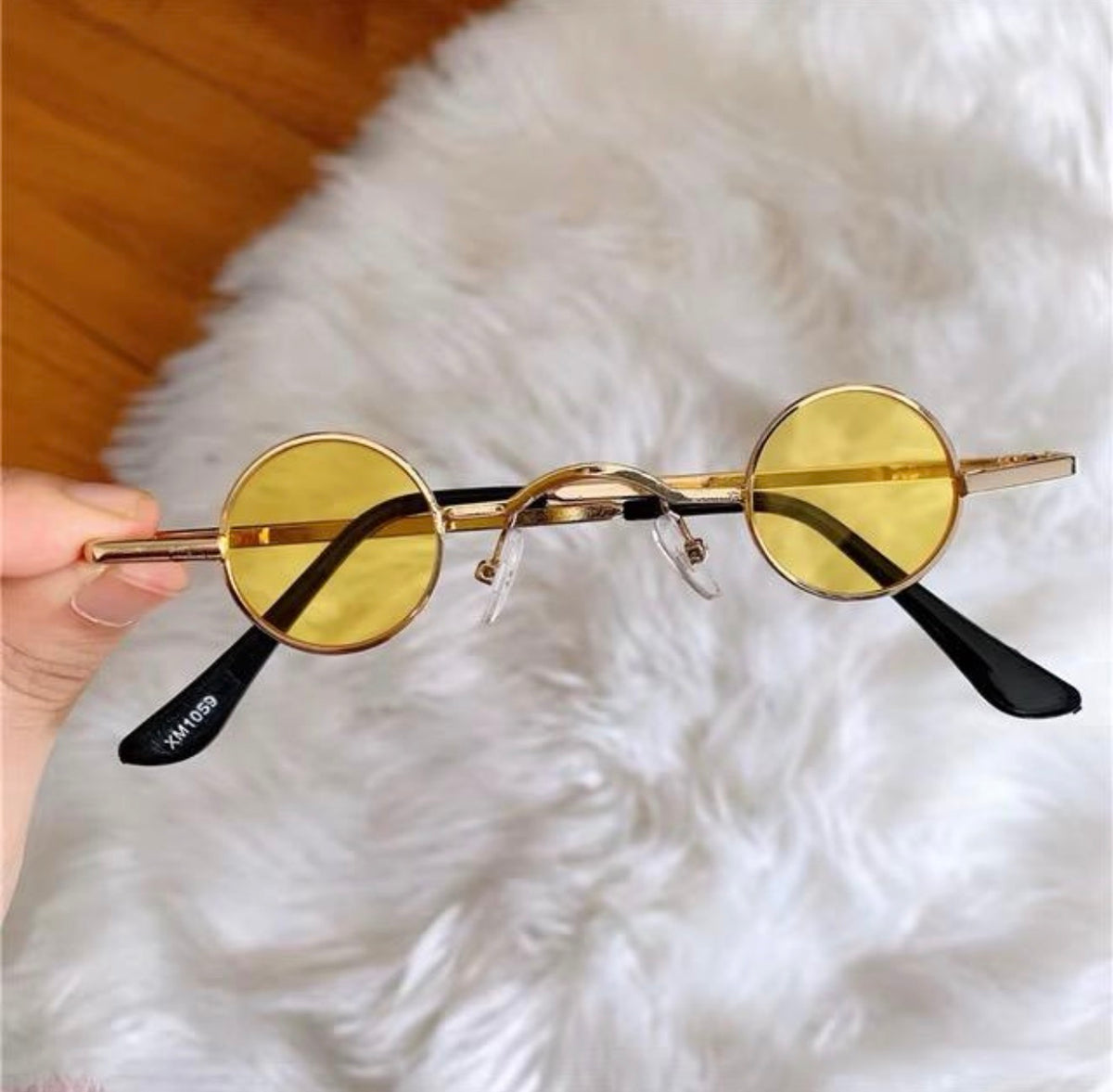MOTIVA Signature Round Glasses